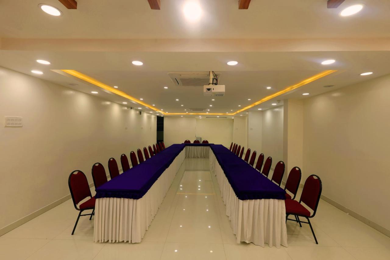 Grand Regency Rajajinagar, Iskcon Temple - Wtc Hotel Bangalore Exterior foto