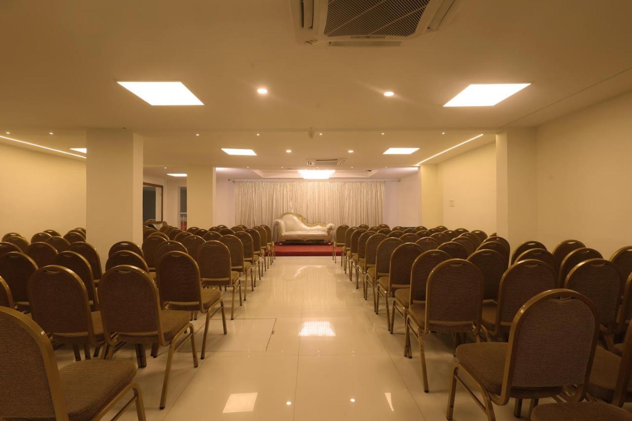 Grand Regency Rajajinagar, Iskcon Temple - Wtc Hotel Bangalore Exterior foto