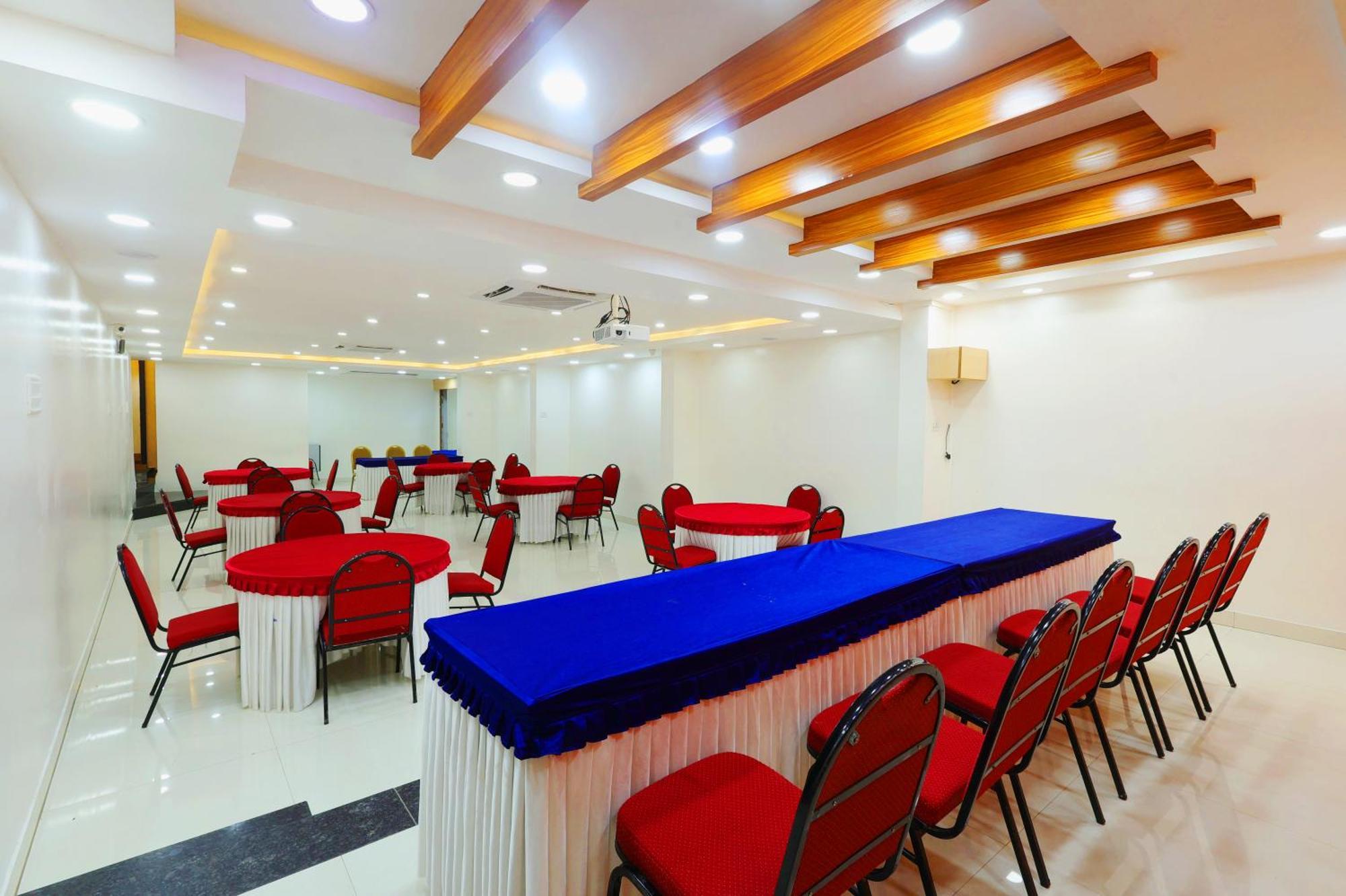 Grand Regency Rajajinagar, Iskcon Temple - Wtc Hotel Bangalore Exterior foto
